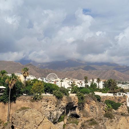 Apartamentos Nerja 2 ภายนอก รูปภาพ